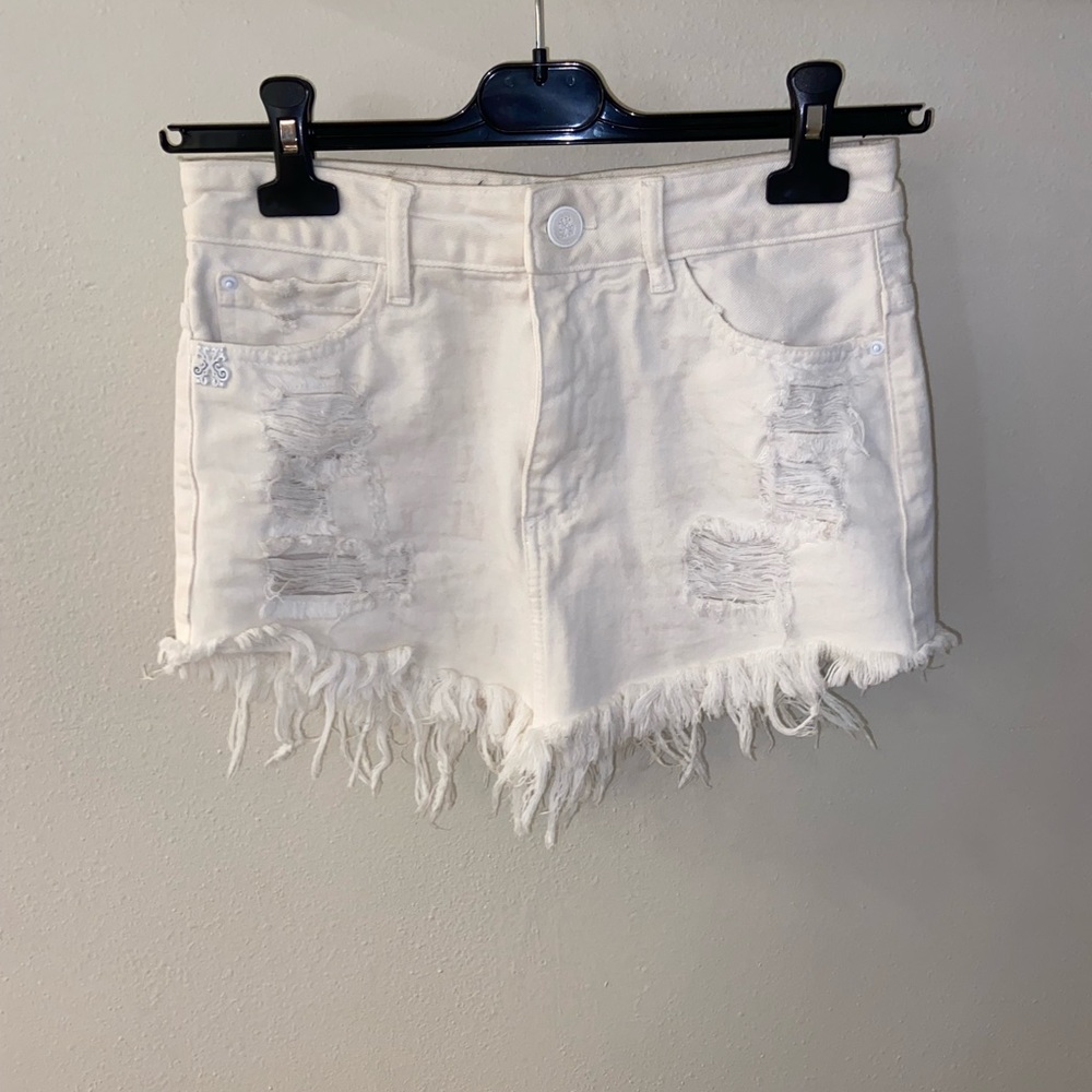 White jean skirt.